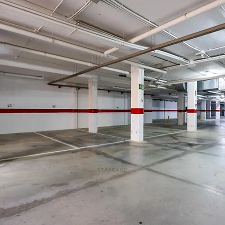 Beethoven Free Parking By Staycare *